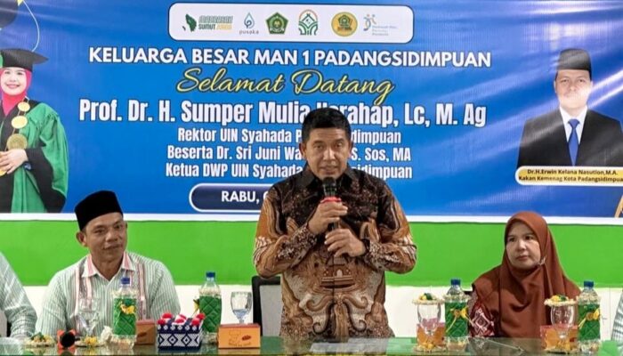 Rektor UIN Syahada Motivasi Guru MAN 1 Padangsidimpuan Tingkatkan Kompetensi