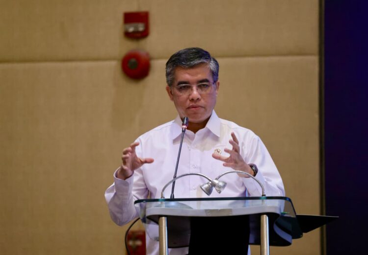 Menaker Tegaskan Kesempatan Kerja Tetap Terbuka di Tengah Tantangan Global