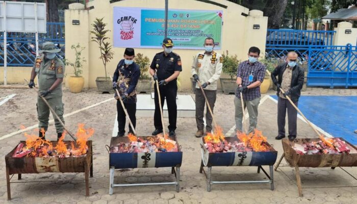 Bea Cukai Langsa Musnahkan 545.452 Batang Rokok Ilegal Senilai Rp1,29 Miliar