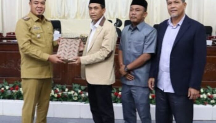 Fraksi DPRD Batubara Terima Nota LKPJ 2025