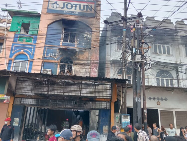 Ruko Terbakar Di Medan Marelan, 1 Wanita Tewas Terjebak Di Lantai 3
