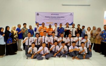 PT AR Dan Astra Edukasi Siswa SMKN 2 P.Sidimpuan Jaga Keselamatan Berkendara