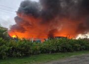 Pabrik Cat Dan Tiner Terbakar Di Medan Labuhan