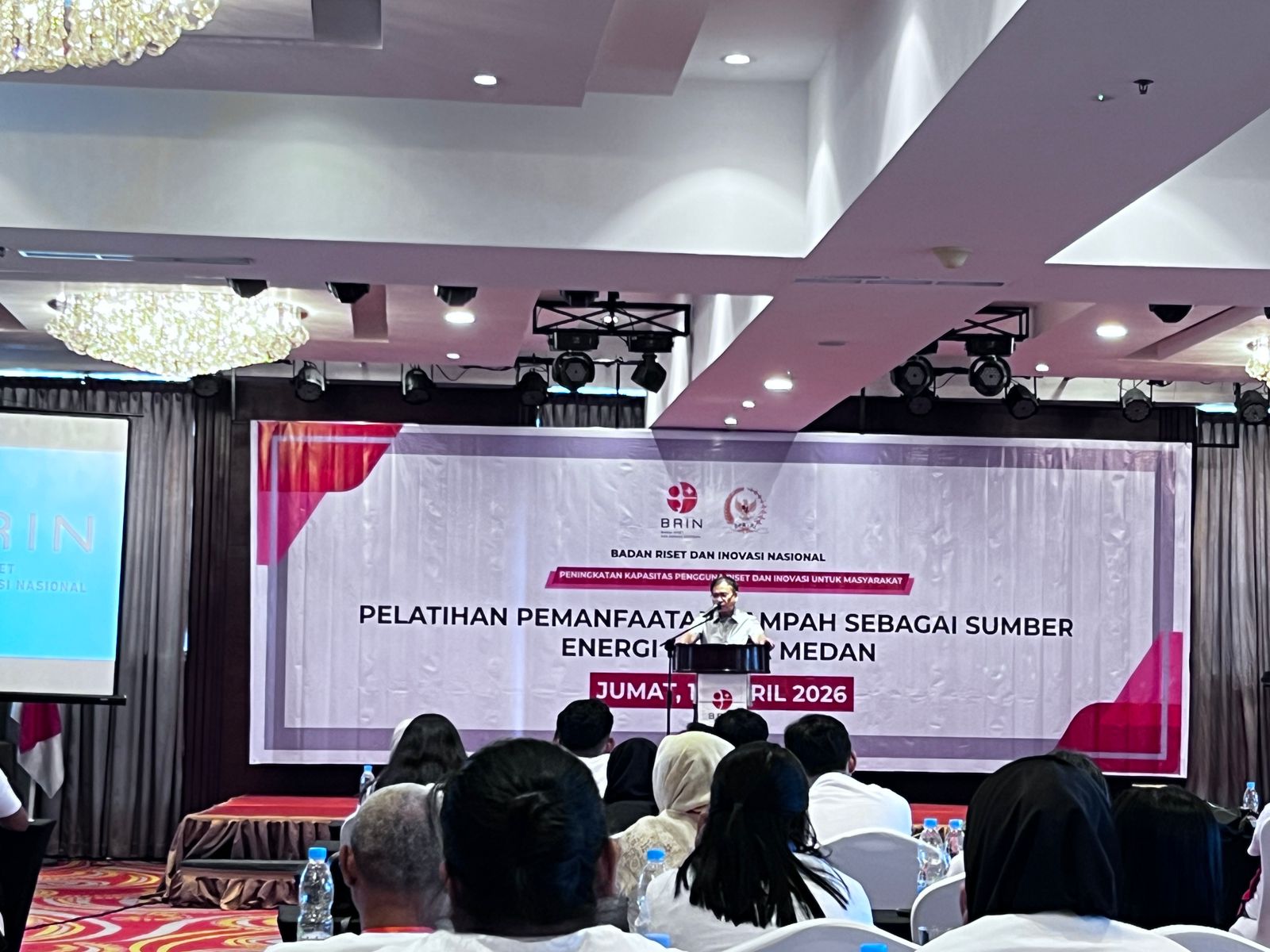 Sofyan Tan Buka Pelatihan Pemanfaatan Sampah Jadi Sumber Energi, Berikan Solusi Berkelanjutan Di Medan