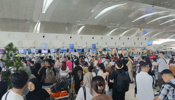 Tiket Pesawat Penuh, Awas Calo ‘Gentayangan’ Di KNIA