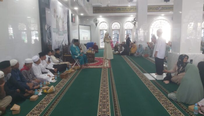 Dewi Yull Kajian Kisah Inspiratif Di Masjid Ubudiyah P. Brandan 