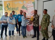 Kunjungi Nagan Raya, Manajemen PT Socfindo Bangun Toilet Sekolah hingga Latih Buat Tempe Higienis