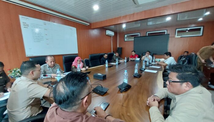Dituding Ciptakan Kekisruhan, DPRD Medan Cecar Dirut PUD Pasar Medan