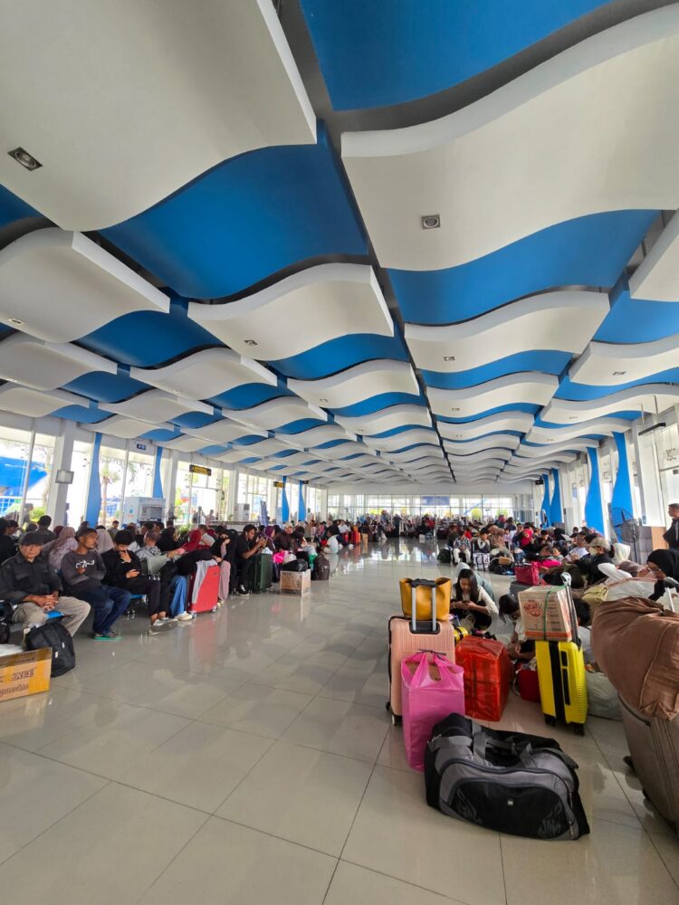 Calon Penumpang KM Kelud Meninggal Dunia di Terminal Penumpang Bandar Deli