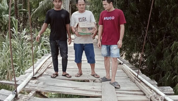 Jembatan Penghubung Rusak Parah, Mahasiswa dan Warga Desak Bupati Madina Segera Tindak Lanjut