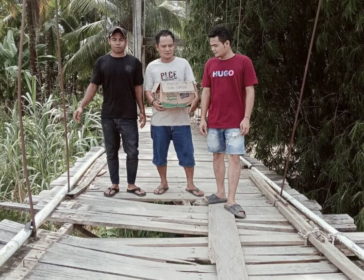Jembatan Penghubung Rusak Parah, Mahasiswa dan Warga Desak Bupati Madina Segera Tindak Lanjut