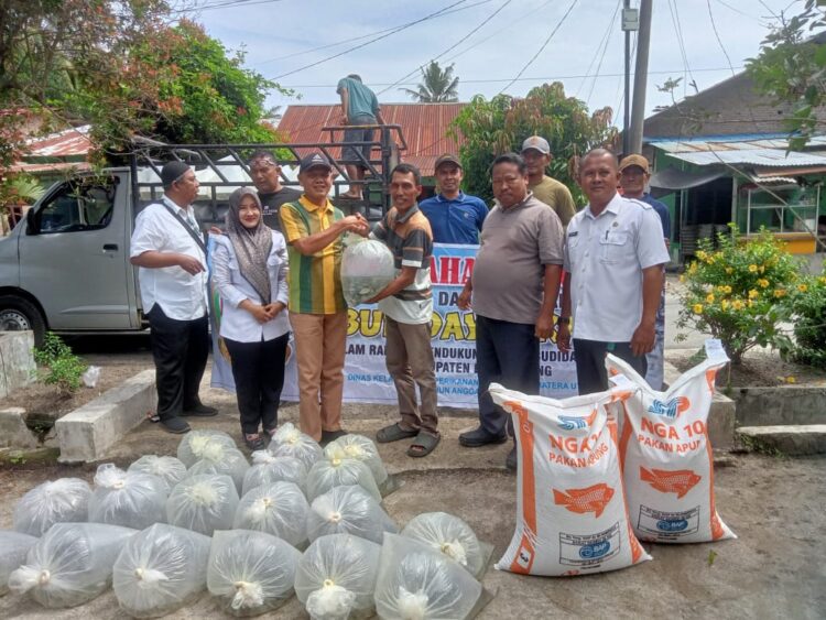 Dinas Kelautan dan Perikanan Sumut Salurkan 40.000 Benih Ikan Nila ke Pokdakan Makmur Jaya