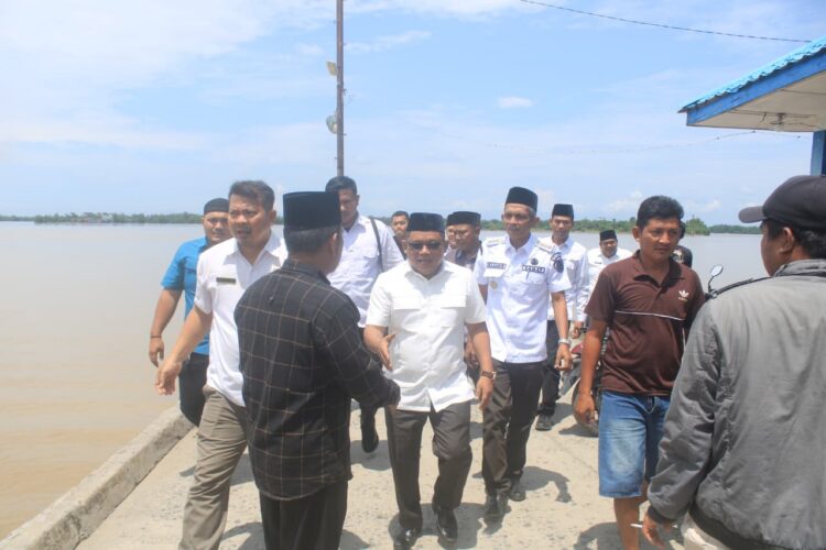 Wabup Labuhanbatu Tinjau Wilayah Pesisir