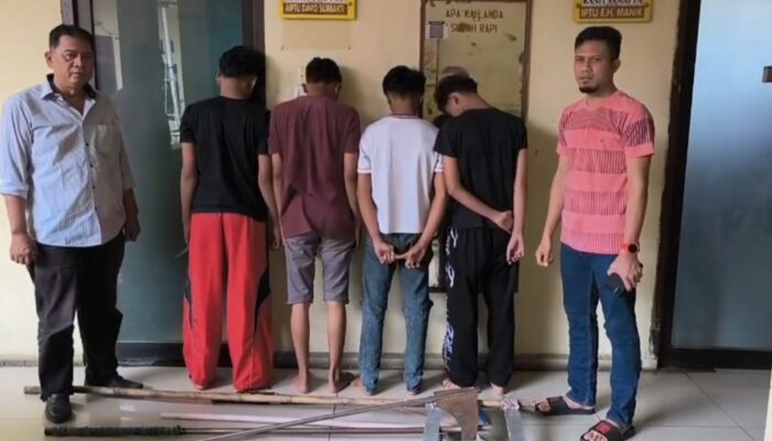 Polsek Medan Area Amankan 4 Remaja Pelaku Tawuran, Puluhan Celurit Raksasa Disita
