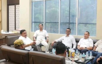 Bupati Salim Fakhry Sambangi Dinas Pemuda Olahraga Aceh