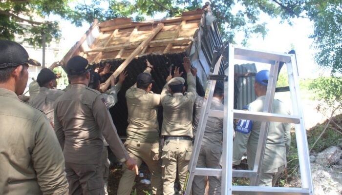 Satpol PP-WH Aceh Besar Kembali Bongkar Bangunan Liar Di Baitussalam