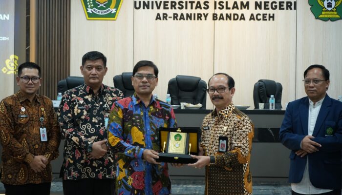 UIN Ar-Raniry Perkuat Sinergi dengan Kemenkum Aceh