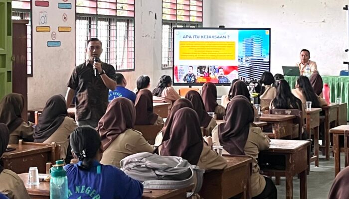 Kejari Deliserdang Gelar JMS di SMAN 1 Batang Kuis