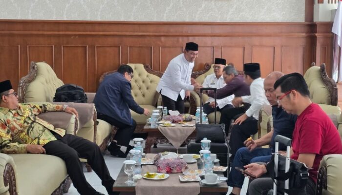 Bupati Aceh Besar Dampingi Kepulangan Banleg DPR RI Usai Kunker Di Aceh