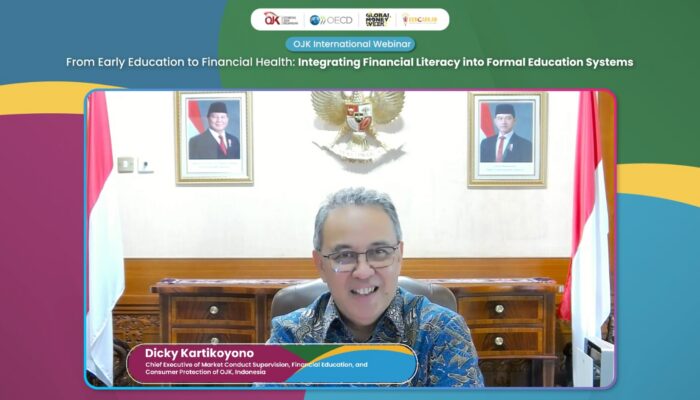 OJK Dorong Penguatan Literasi Keuangan Lewat Pendidikan Formal