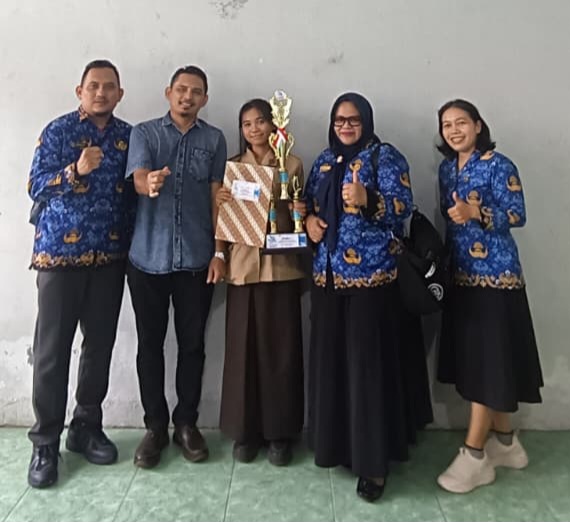 Siswa SMKN 10 Jhanny Yemima Ukir Prestasi, Juara 1 LKS
