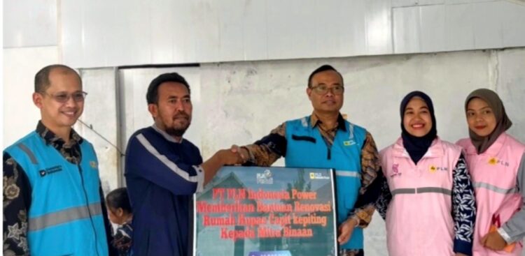 Melalui Program TJSL, PLN Indonesia Power Bantu Renovasi Rumah Produksi Mitra Binaan