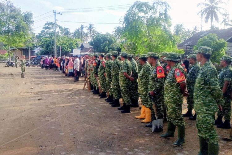Bakti TNI Untuk Kenyamanan Ibadah Masyarakat Pidie-Pijay