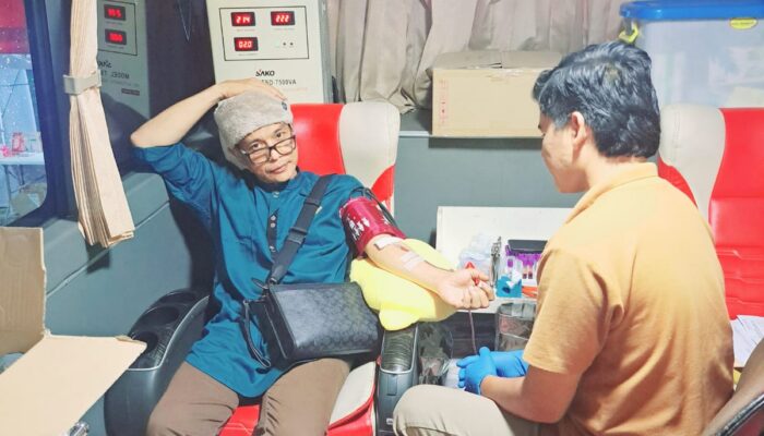 Setetes Darah, Sejuta Harapan: Ketua KIP Aceh Agusni AH Teladani Kepedulian