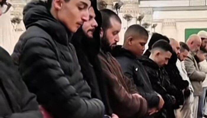 Setelah 40 Hari Ditutup Israel, Masjid Al Aqsa Kembali Dibuka