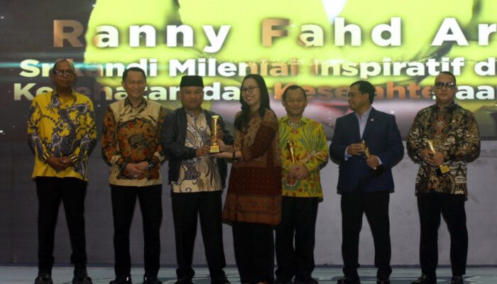 Wakil Rakyat Dari Dapil Sumut III Terima KWP Award 2026