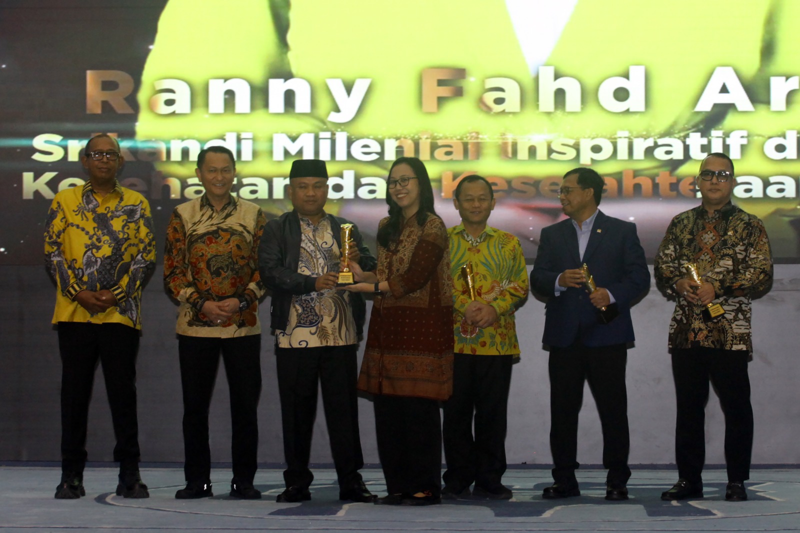 Wakil Rakyat Dari Dapil Sumut III Terima KWP Award 2026