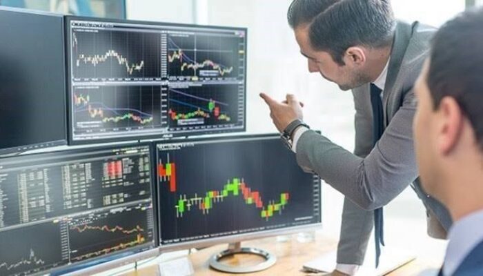 Harga Melonjak 214%, BEI Suspensi Saham MSIN