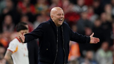 Steven Gerrard: Slot Masih Layak Diberi Kesempatan