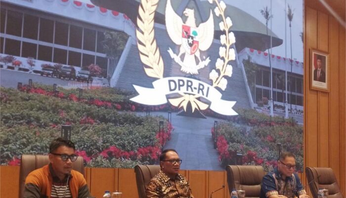 Di Tengah Geopolitik Global, DPR Pastikan Penyelenggaraan Ibadah Haji 2026 Tetap Berjalan