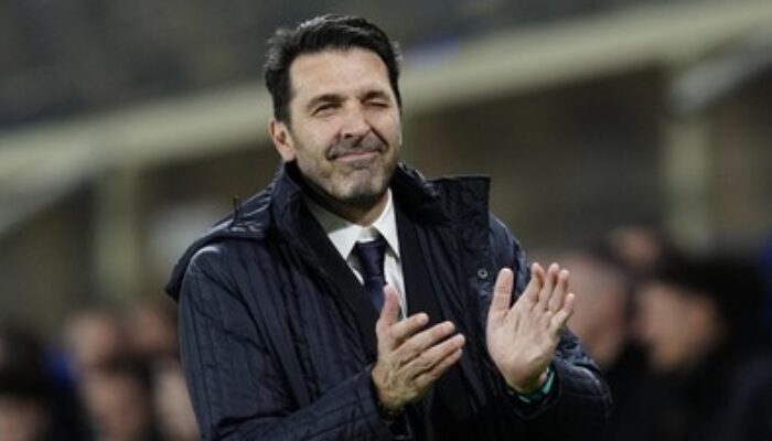 Buffon Mundur Dari Timnas Italia